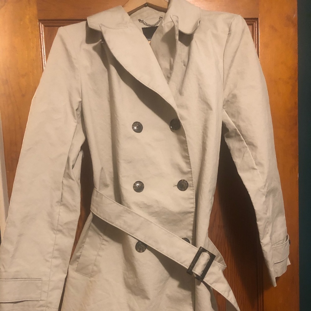 Banana republic trench